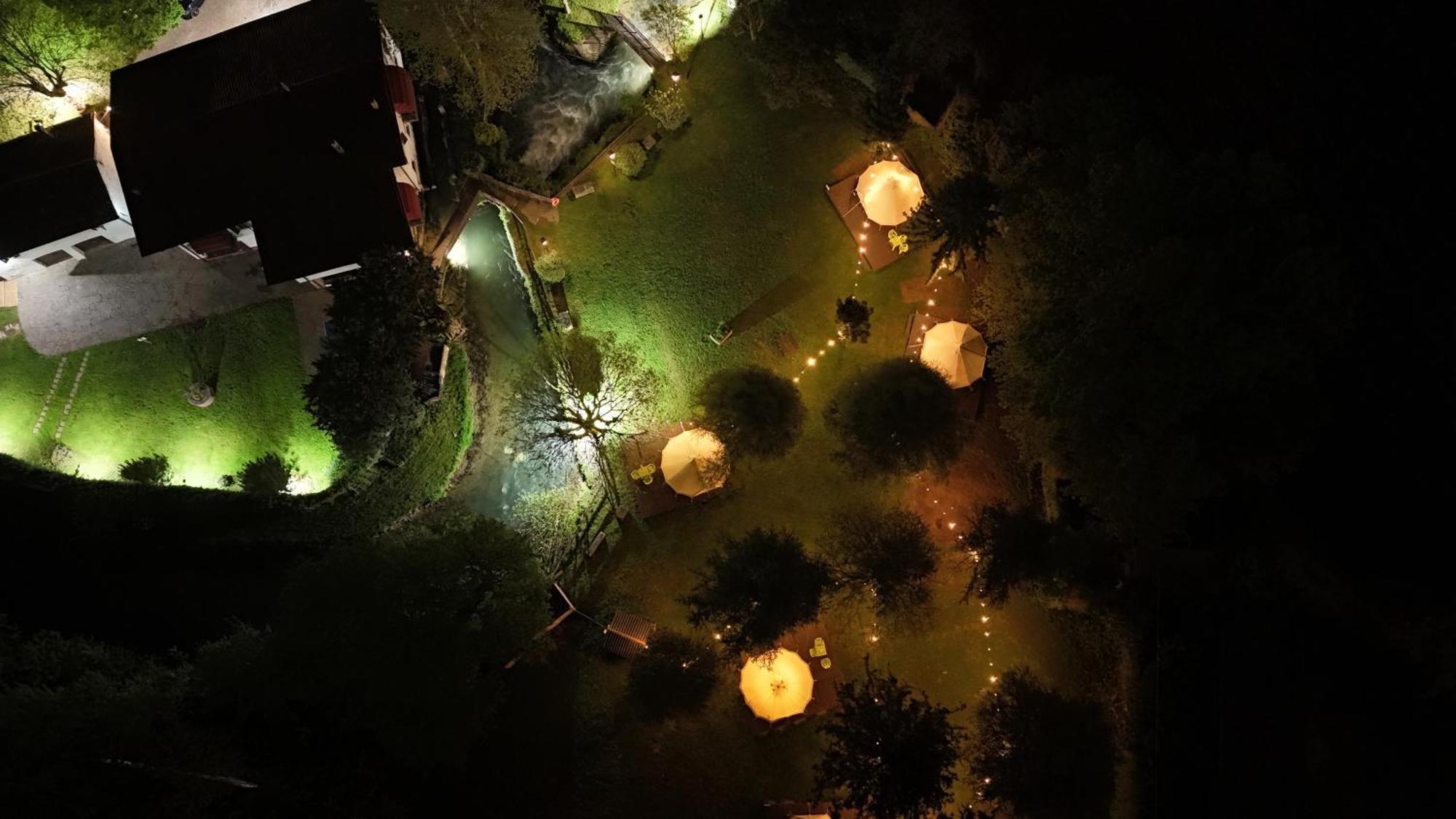 Villa Vitti'S - Verona Est Camping ซาน มาร์ติโน บูออน อัลแบร์โก ภายนอก รูปภาพ