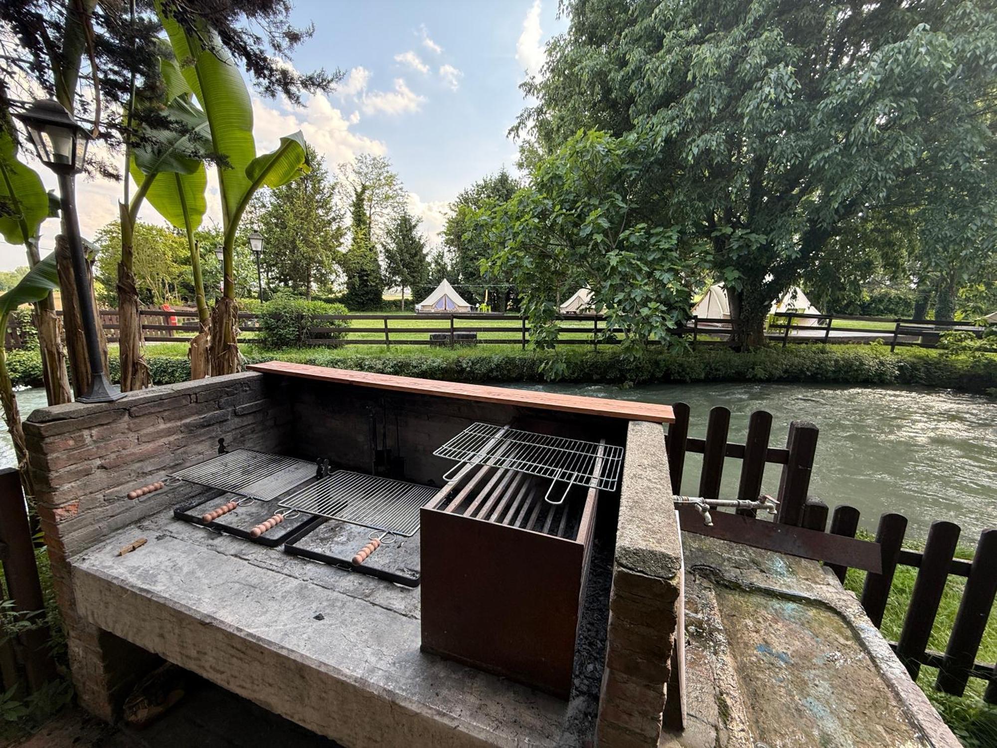 Villa Vitti'S - Verona Est Camping ซาน มาร์ติโน บูออน อัลแบร์โก ภายนอก รูปภาพ